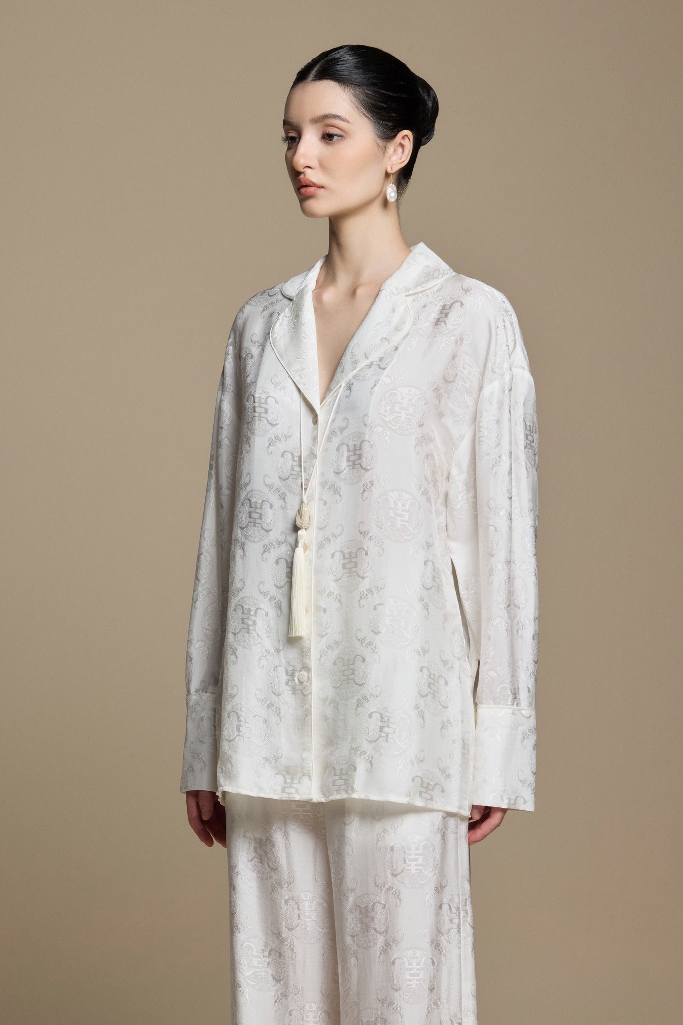GỐM WHITE NECKLACE