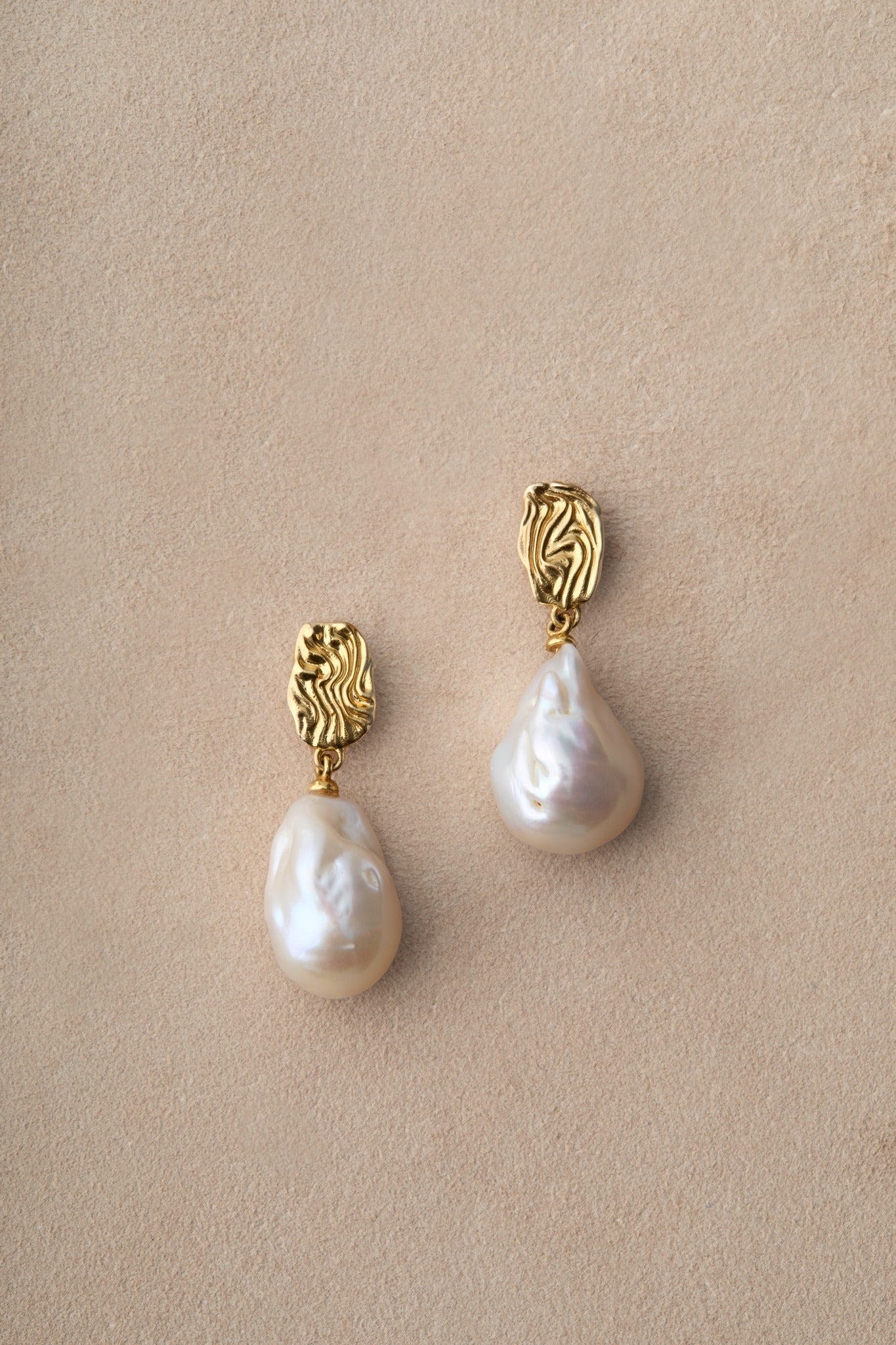 TRAI BRASS EARRINGS