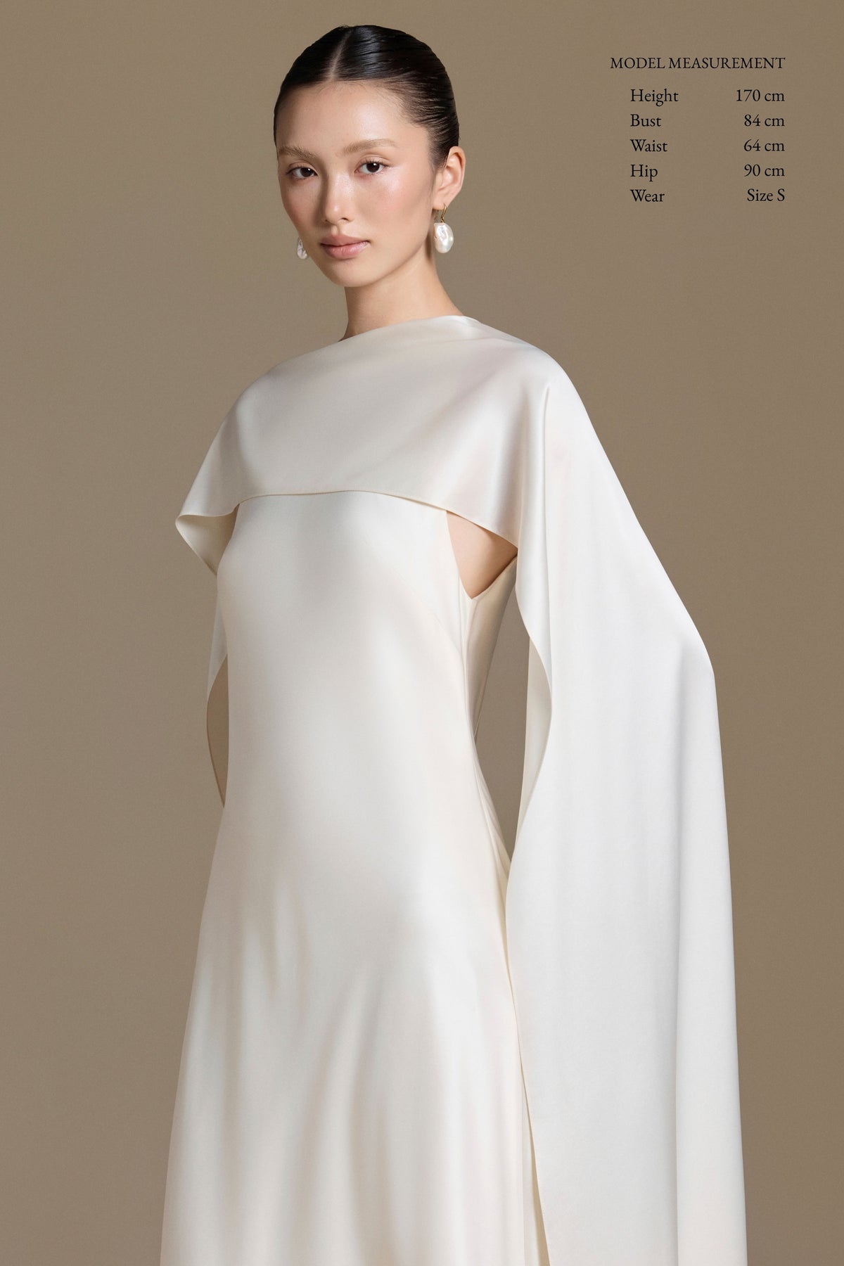 Rhea Long-train Silk Dress | Catalogue 07