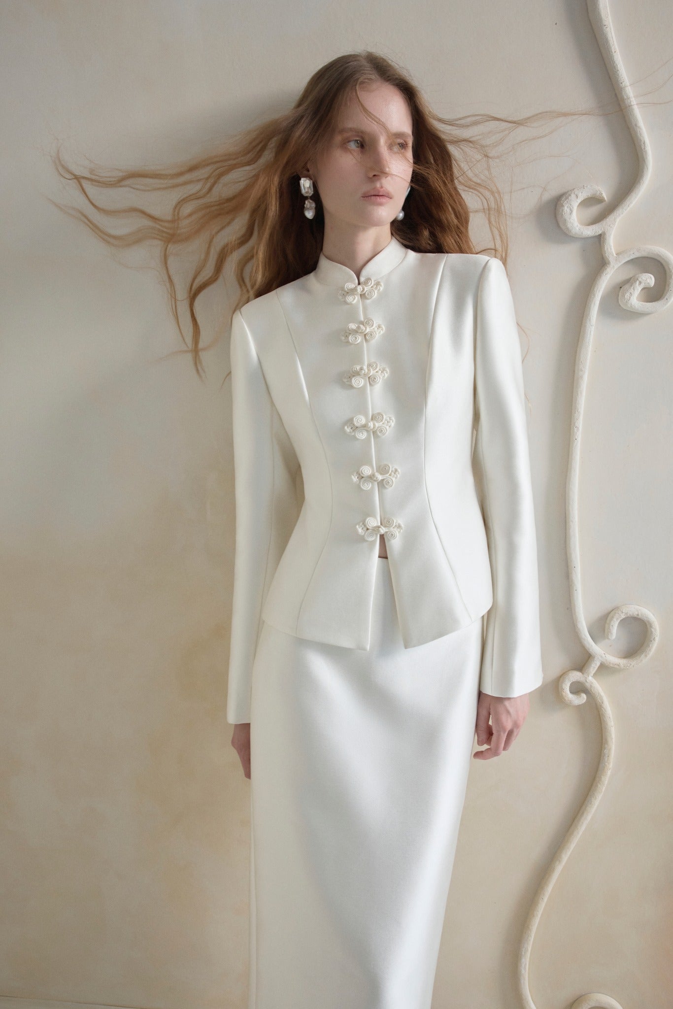 Silhouette Jacket - Cream White