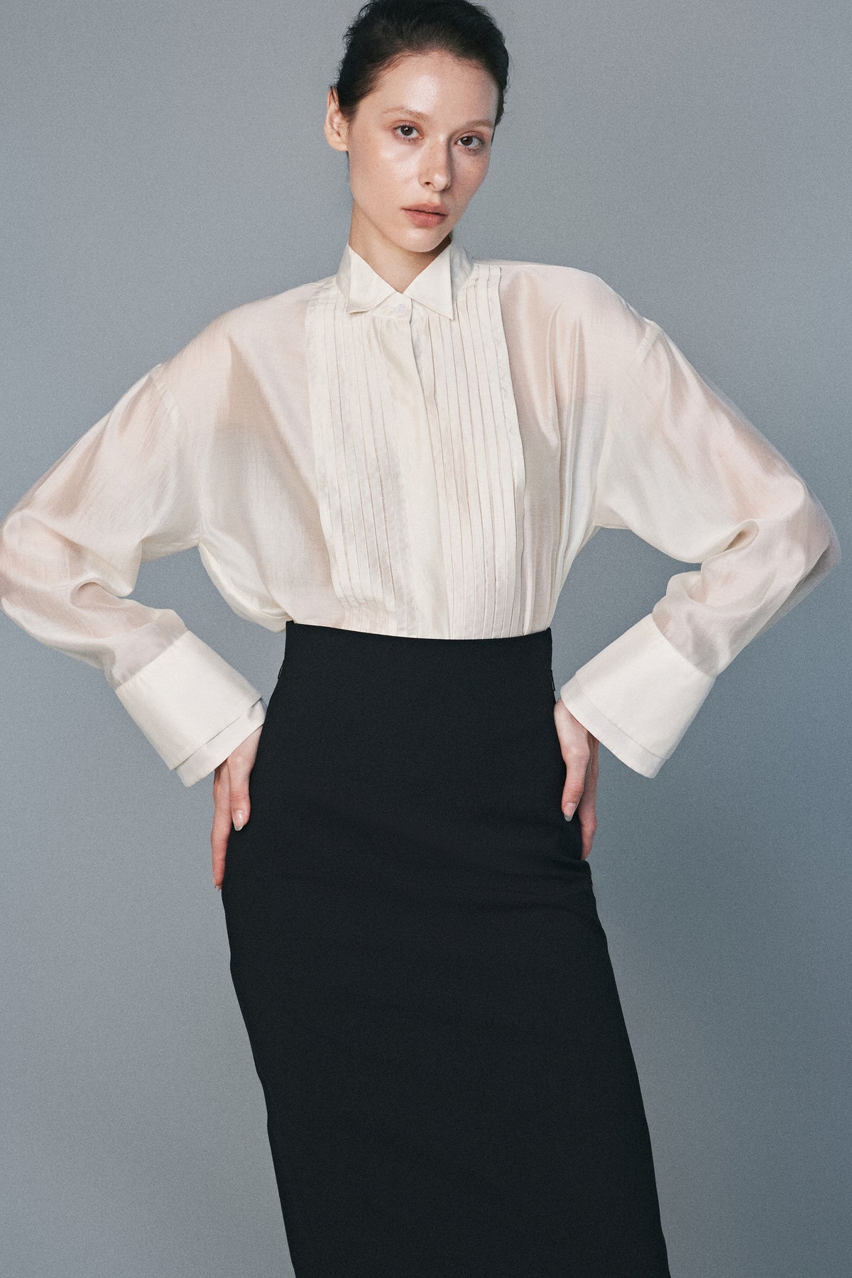 Sobre Pleated Blouse | 04-sobre-pleated-blouse