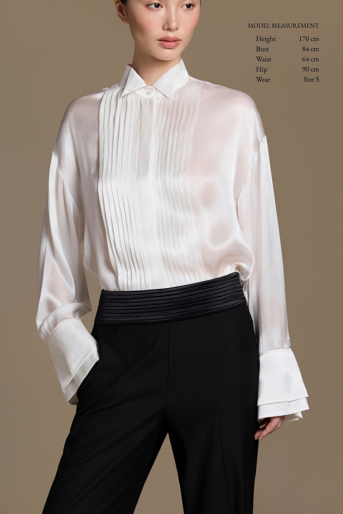 Androgyne Pleated Trousers | 05-androgyne-pleated-trousers.jpg