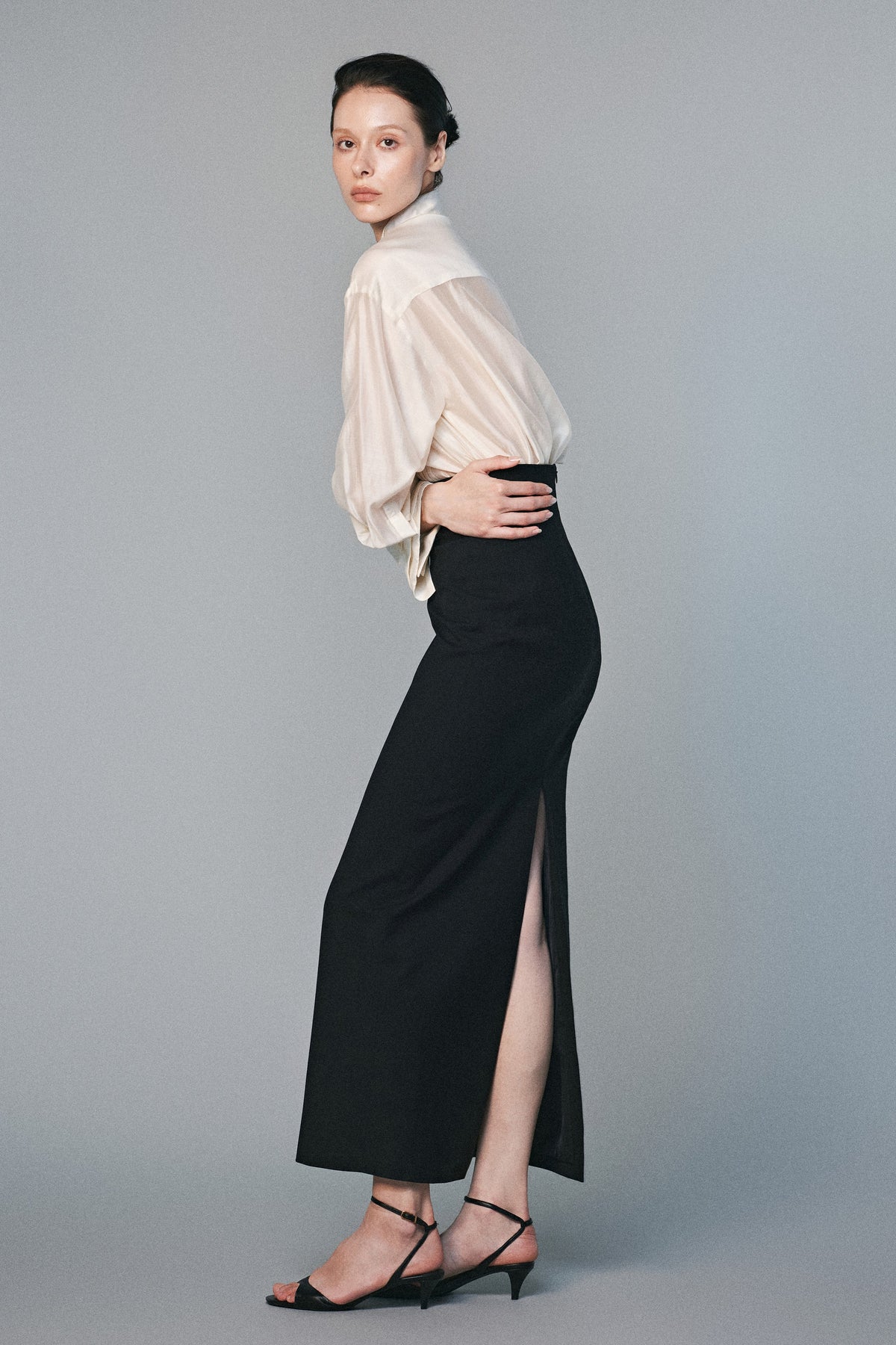 Sobre Pleated Blouse | 05-sobre-pleated-blouse