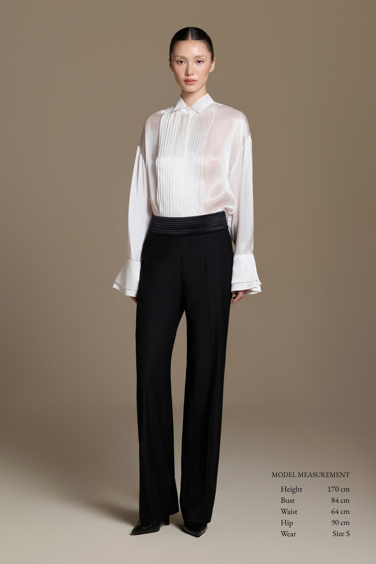 Androgyne Pleated Trousers | 06-androgyne-pleated-trousers.jpg