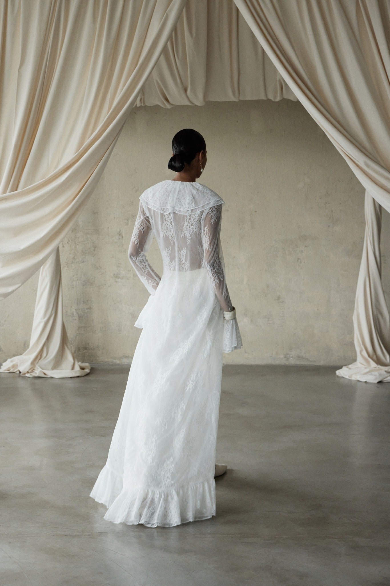 ĐÀO Lace Blouse
