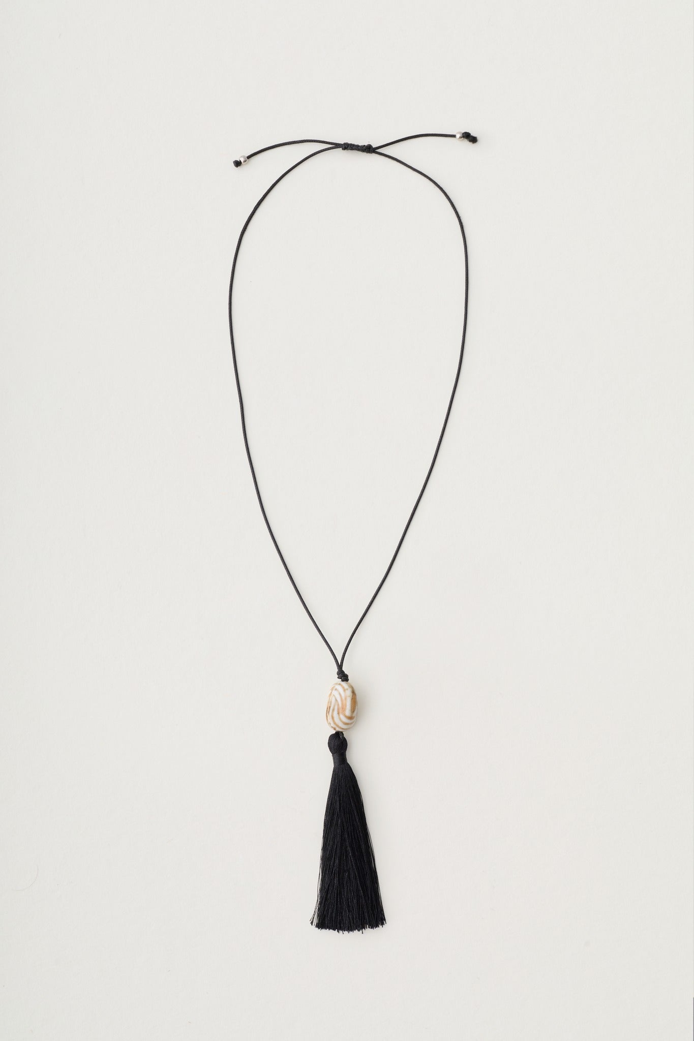 GỐM BLACK NECKLACE