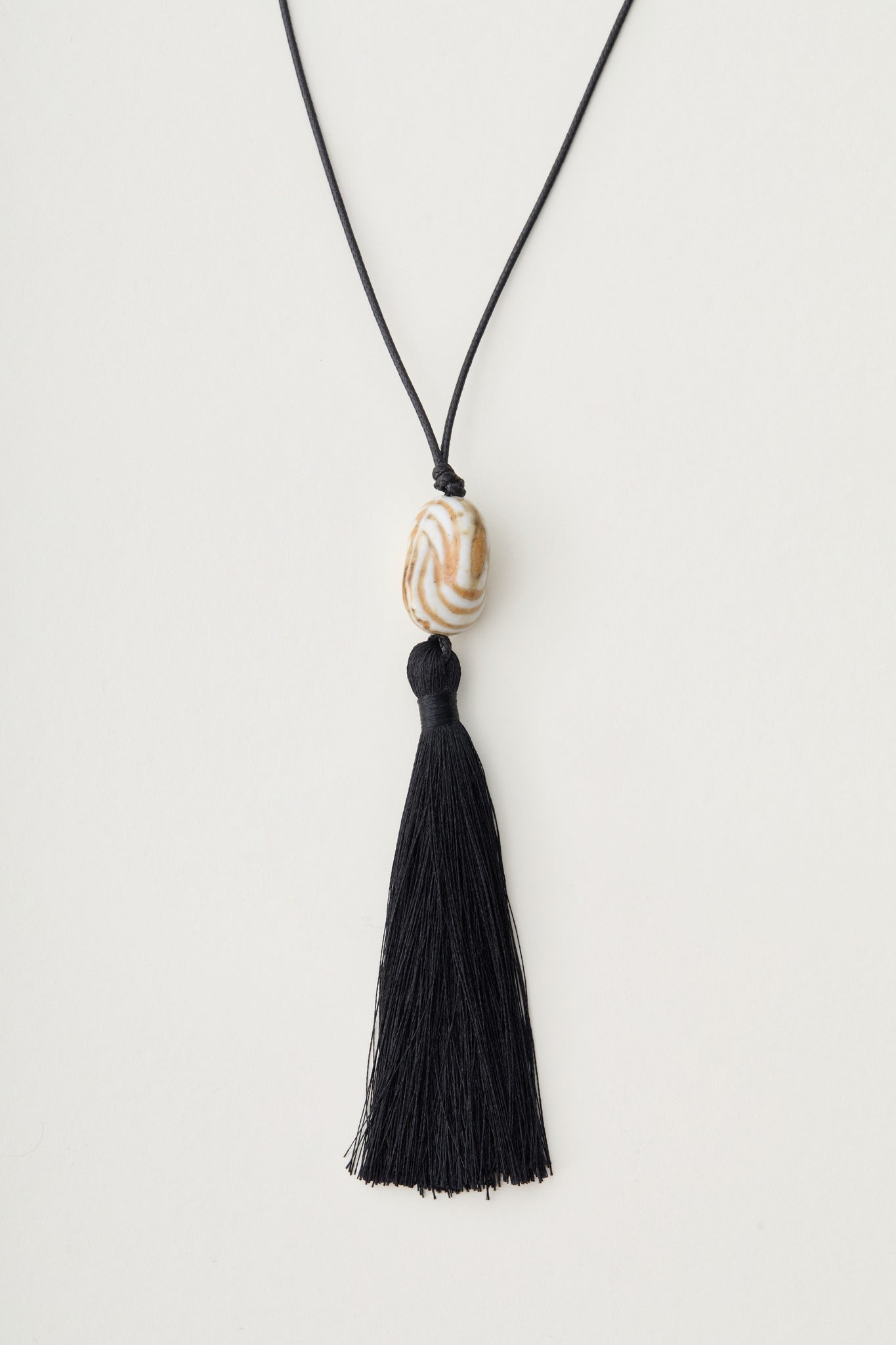 GỐM BLACK NECKLACE