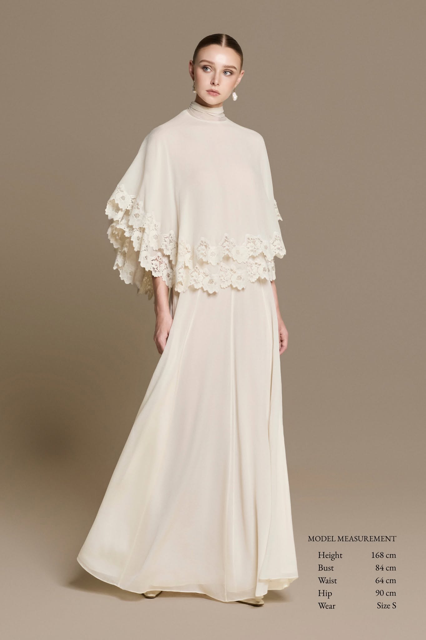 Zephyr Lace Cape — HUONG
