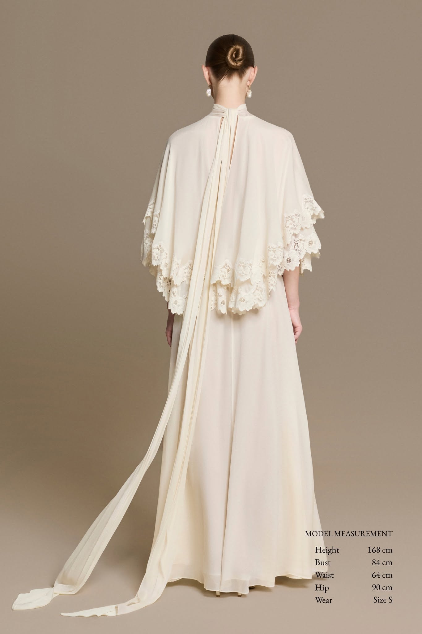 Zephyr Lace Cape — HUONG
