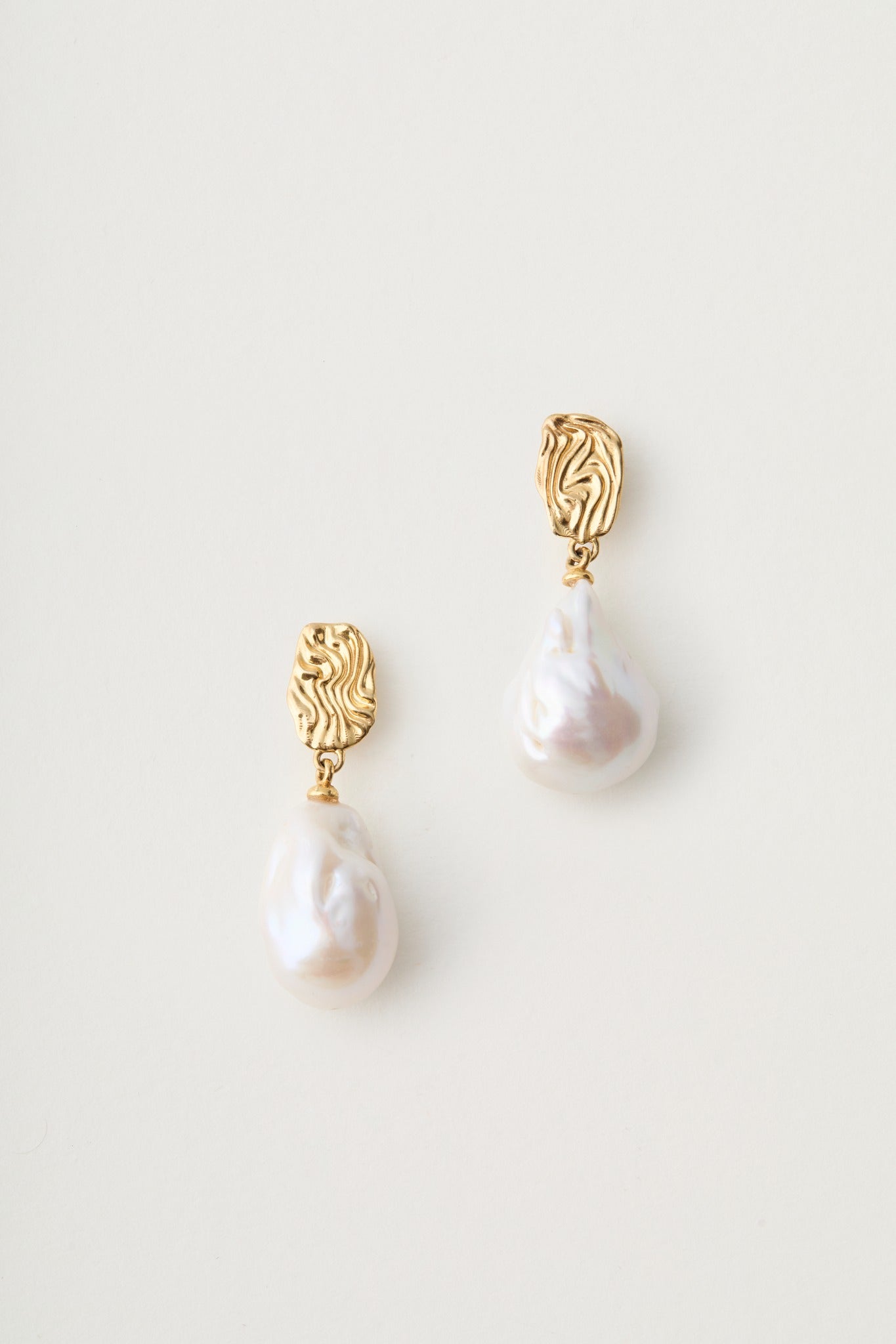 TRAI BRASS EARRINGS