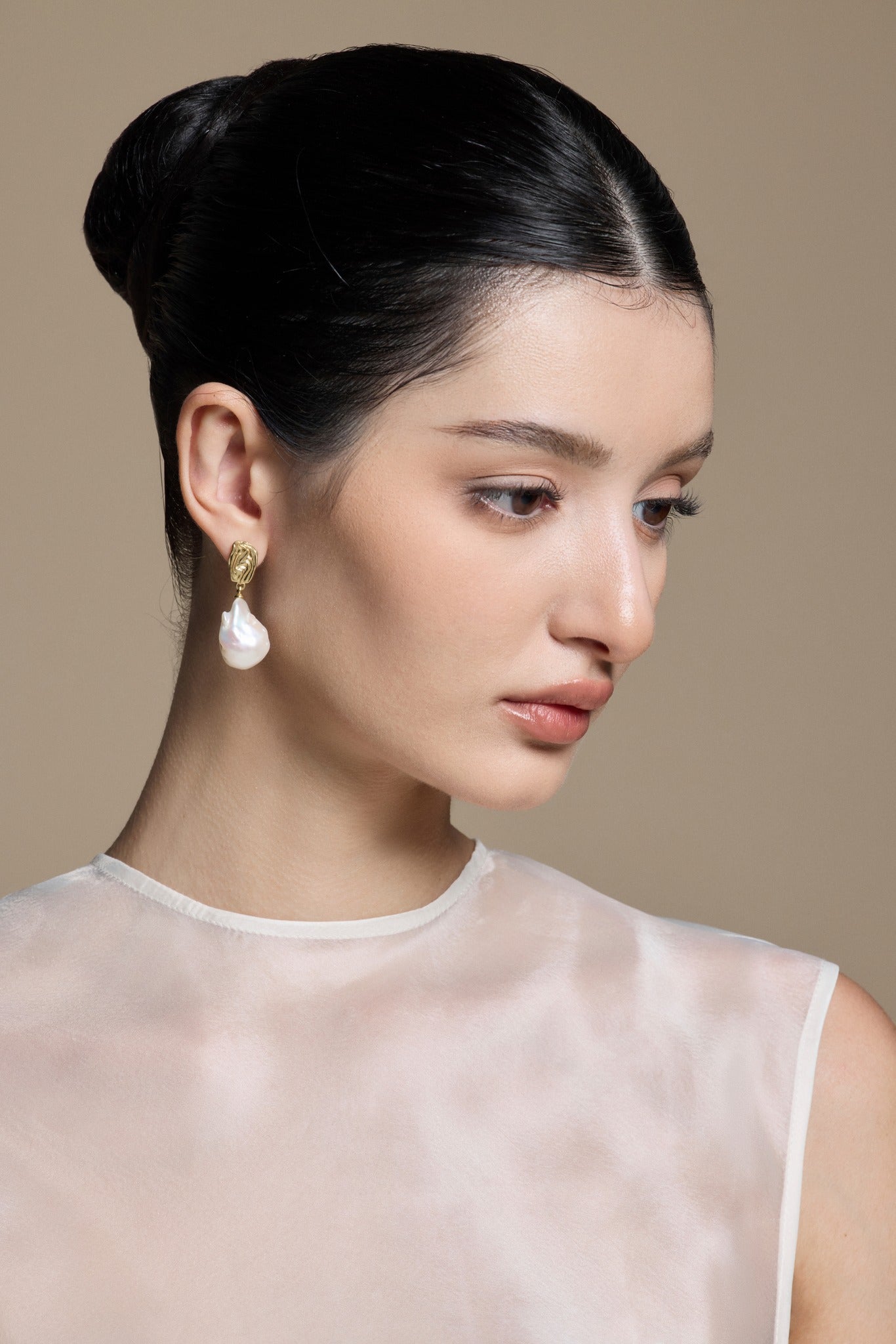 TRAI BRASS EARRINGS