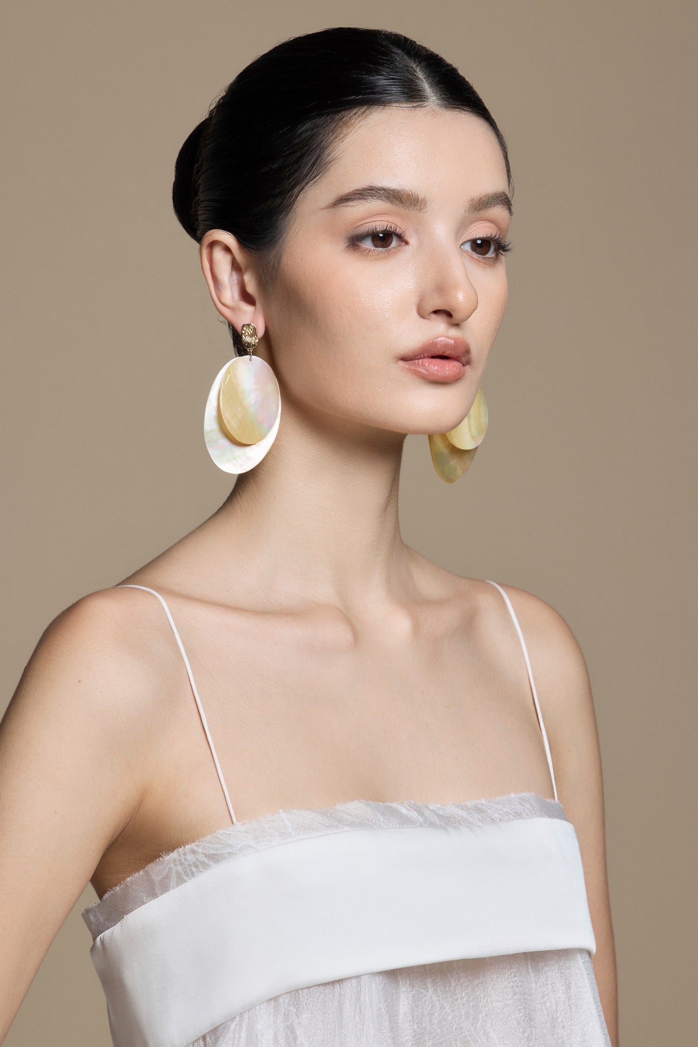 XÀ CỪ BRASS PENDANT EARRINGS
