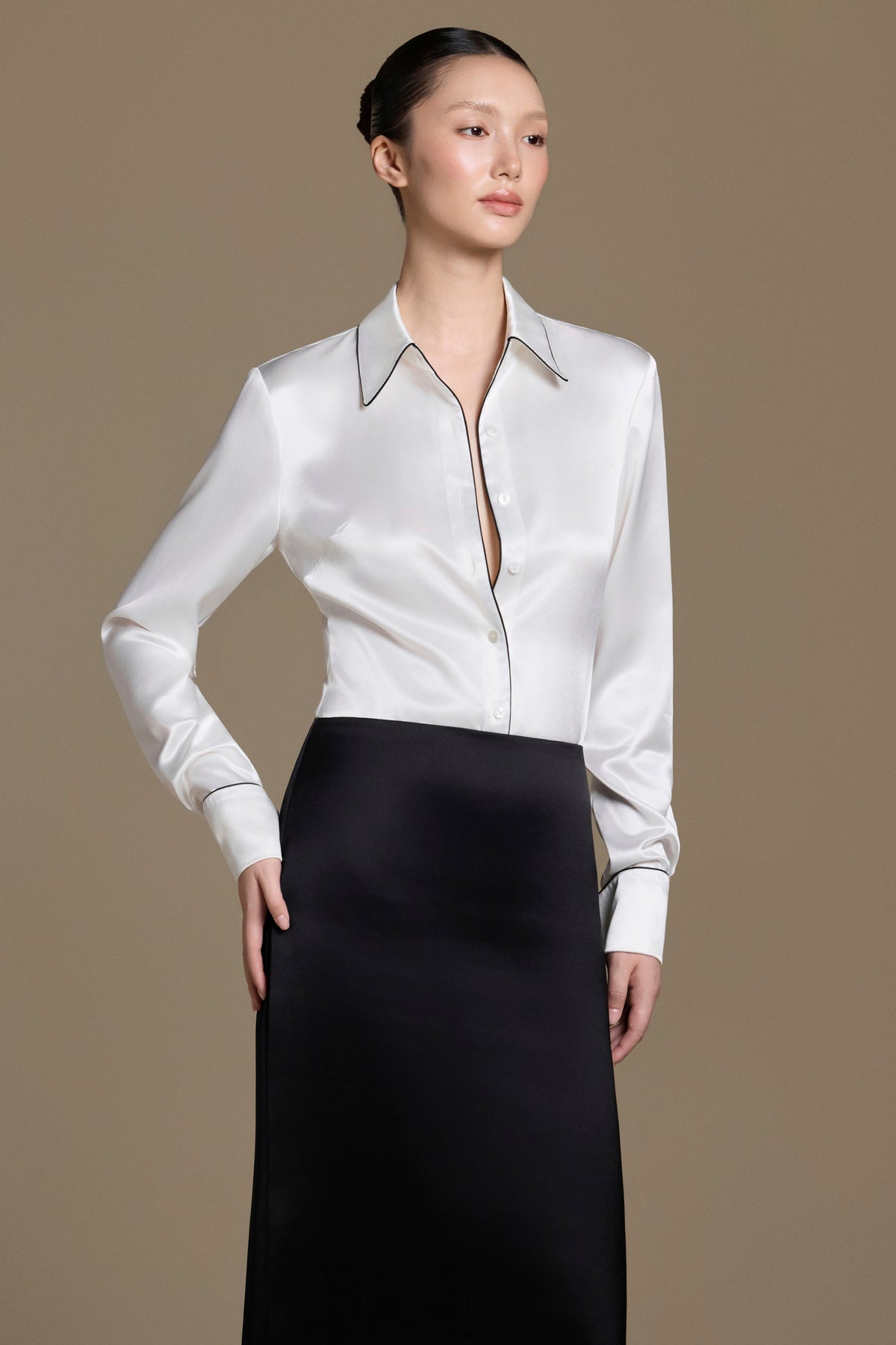 Linea Silk Blouse | Catalogue 01