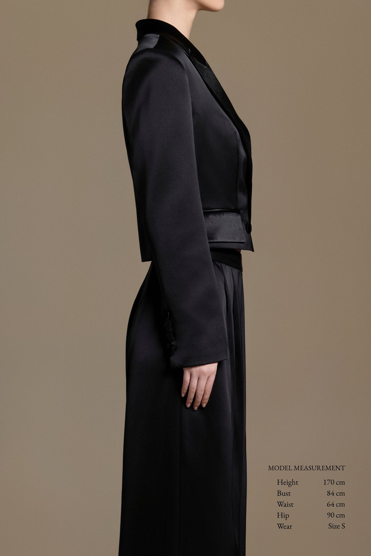 Sublime Cropped Blazer | Catalogue 07
