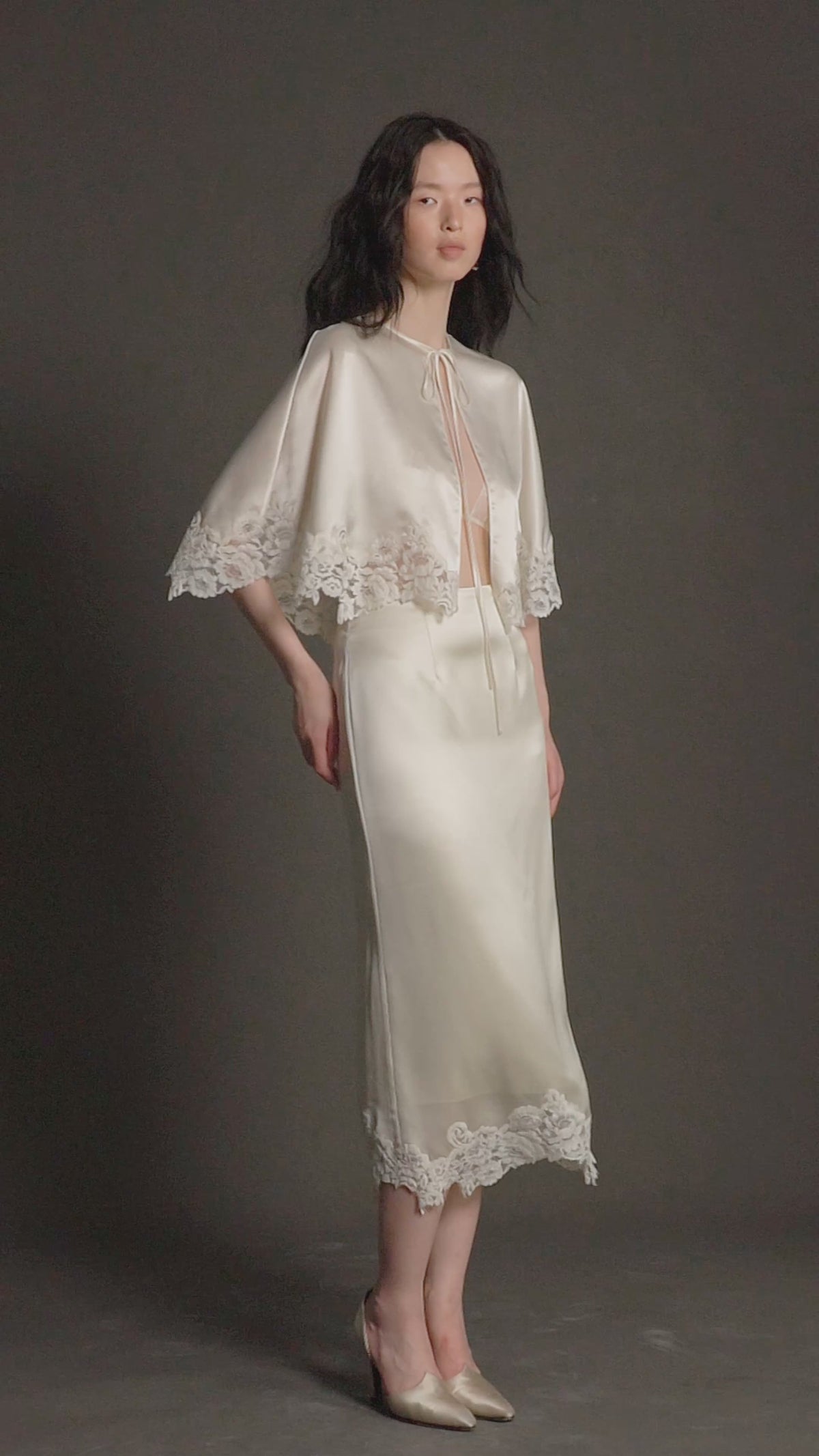 Essentials styling video #Color_Cream